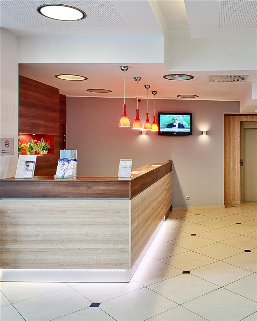 hotel poleczki warsaw airport