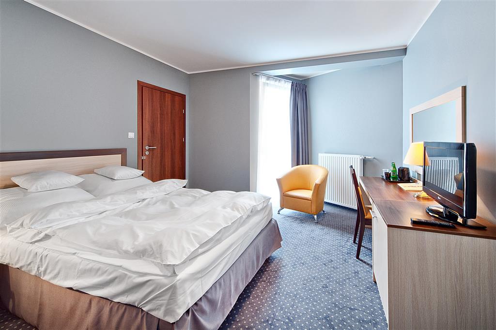 hotel poleczki warsaw airport