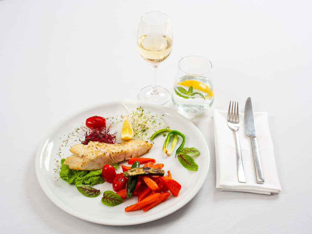 hotel poleczki warsaw airport