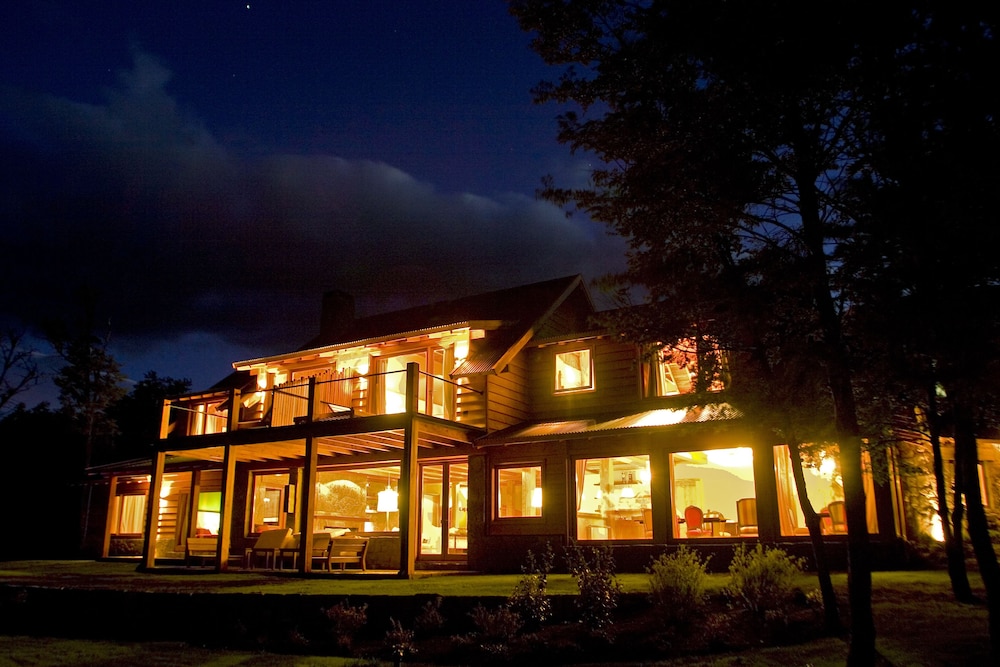 rio hermoso hotel de montana