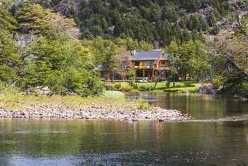 rio hermoso hotel de montana