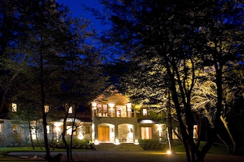 rio hermoso hotel de montana