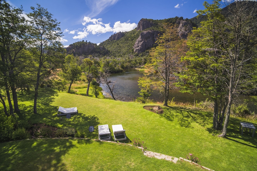 rio hermoso hotel de montana