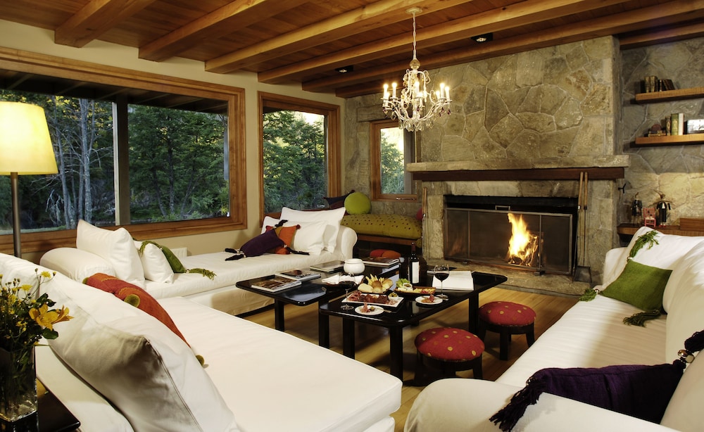 rio hermoso hotel de montana