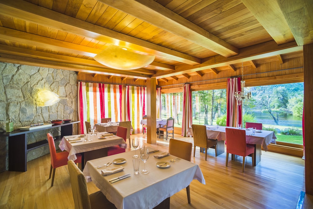 rio hermoso hotel de montana