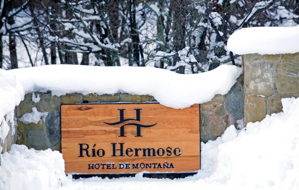 Rio Hermoso Hotel De Montana,Meliquina>>Chapelco,4 star