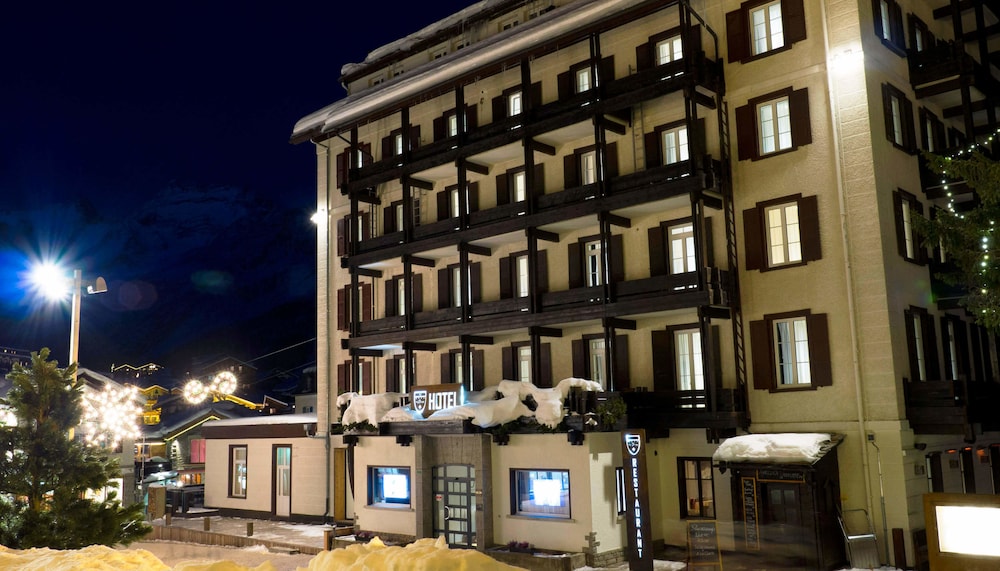 the dom hotel