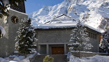 the dom hotel