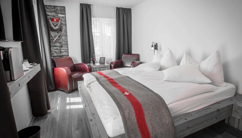 the dom hotel