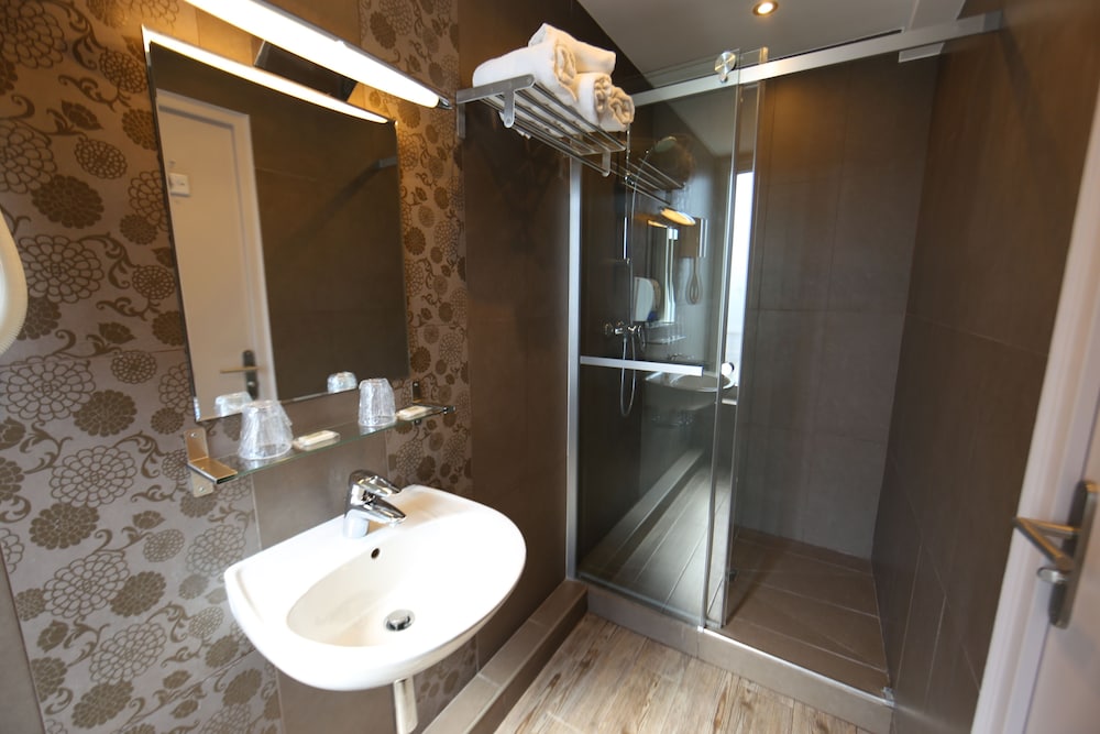 hotel le daum adults only