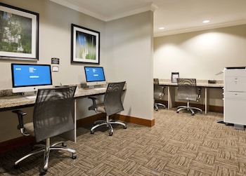 Staybridge Suites Charlotte Ballantyne By Ihg,Mecklenburg County>>Charlotte,3 star
