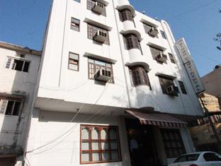 Treebo Trend Singh Continental,Karol Bagh>>Central Delhi,3 star