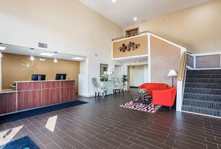 quality inn and suites heritage park