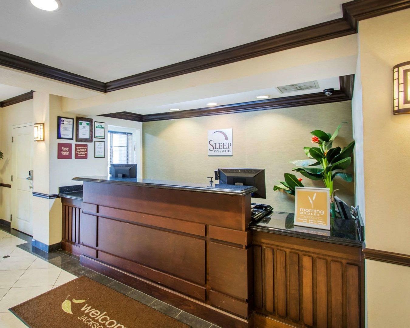 sleep inn and suites jacksonville west