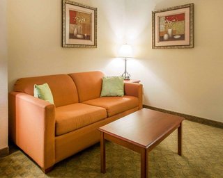 sleep inn and suites jacksonville west