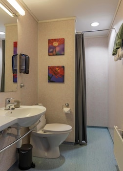 vikingskipet hamar hostel and apartments