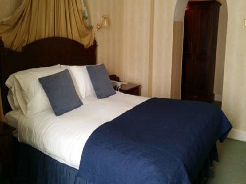 the izaak walton hotel