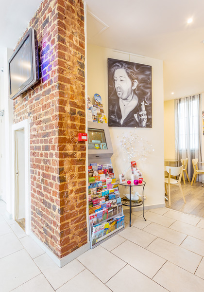 Pink Hotel,Île-De-France>>Paris,3 star