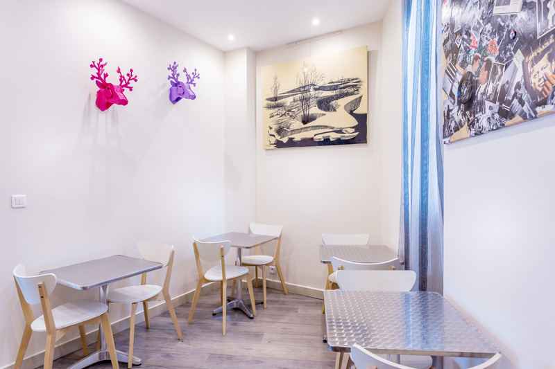 Pink Hotel,Île-De-France>>Paris,3 star