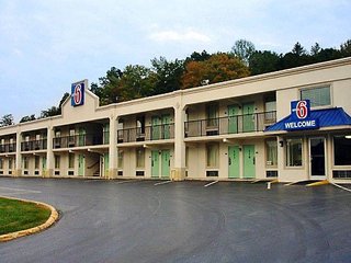 Motel 6 Kingston,Kingston>>Farragut,3 star