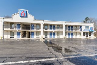Motel 6 Kingston,Kingston>>Farragut,3 star