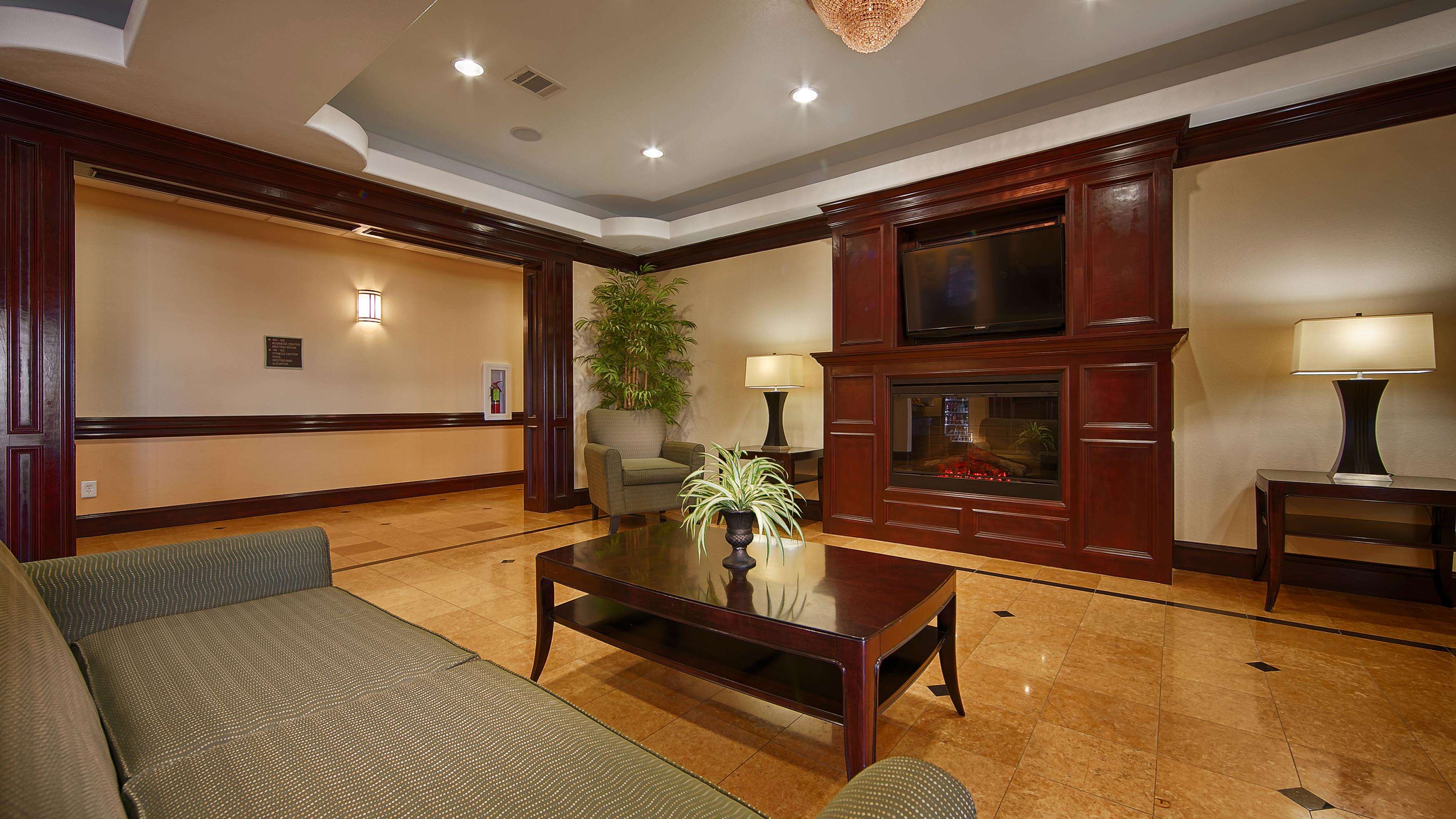 best western plus manvel inn and suites