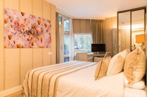 restaurant hotel merlet