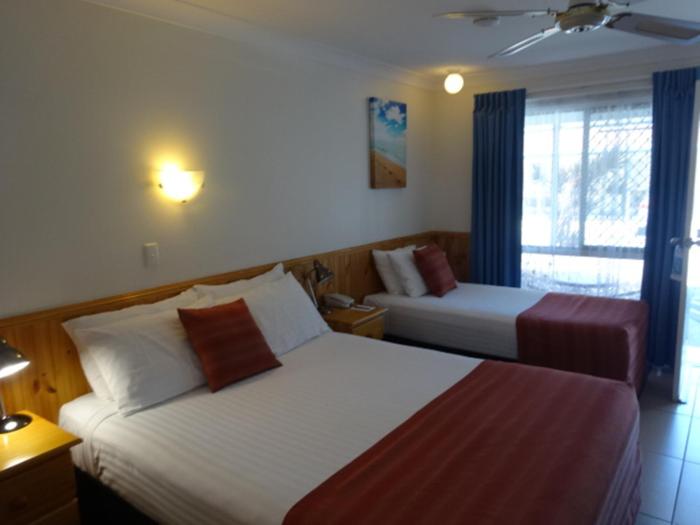 twin towns motel