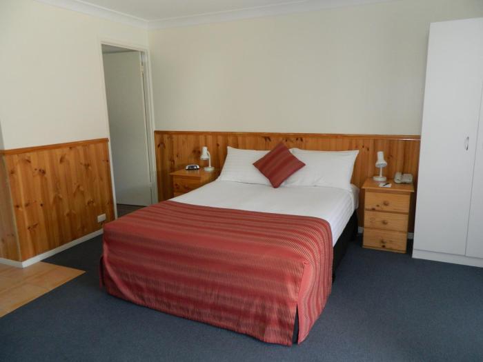 twin towns motel