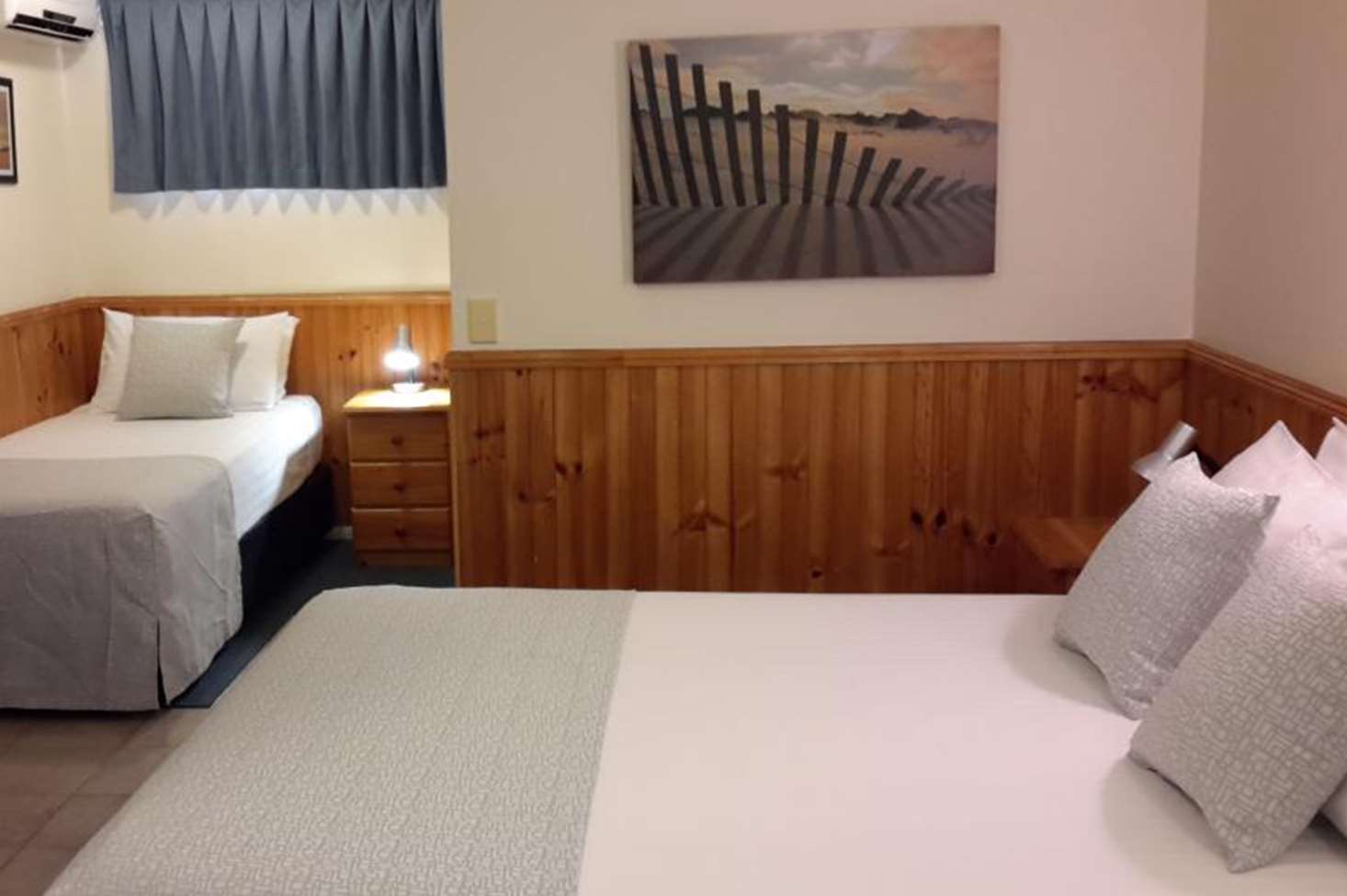 twin towns motel