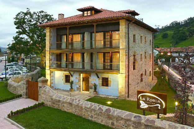 apartamentos posada la robla