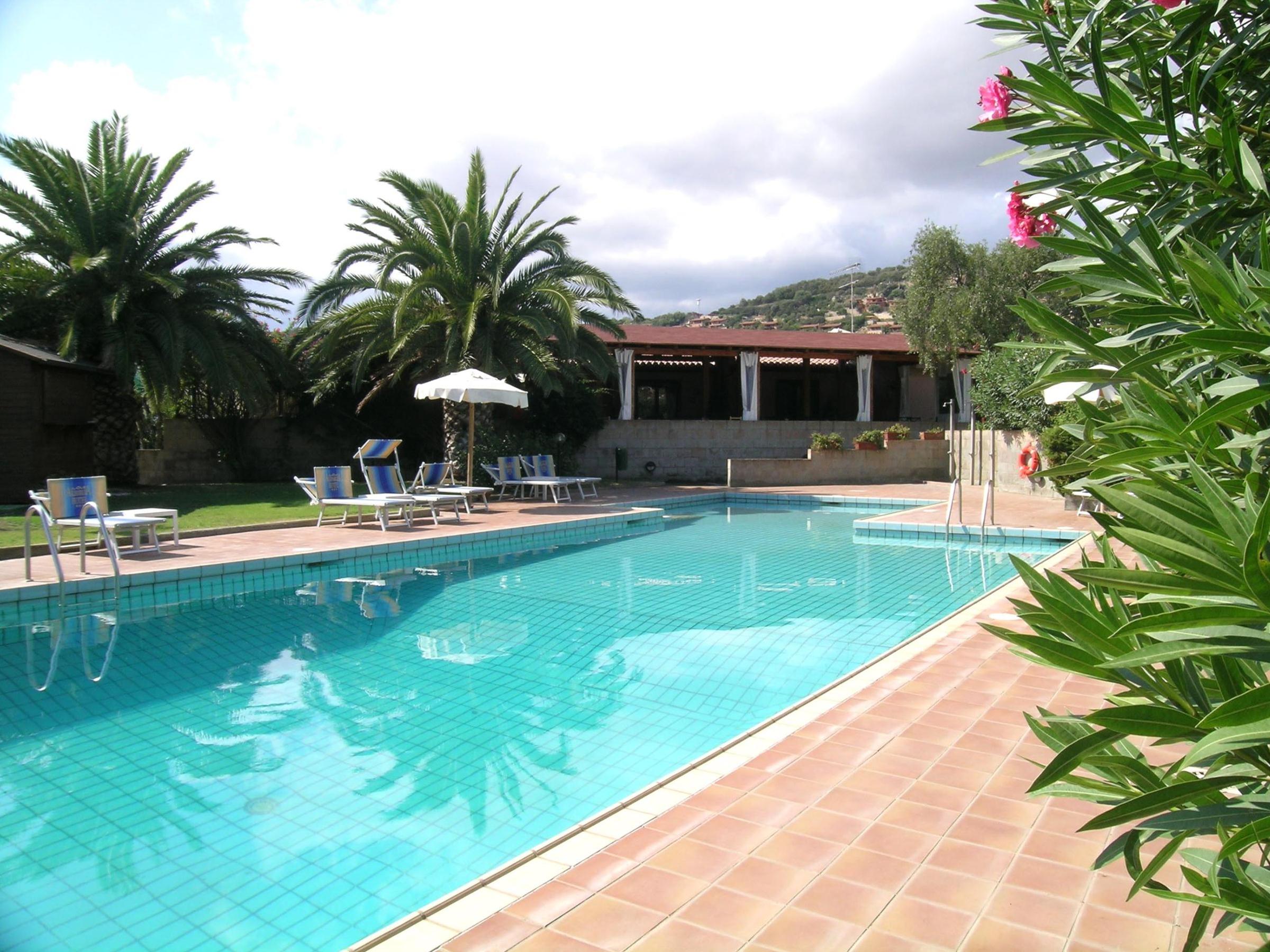 albaruja hotel