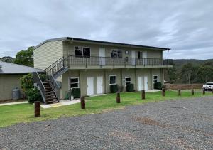 Sinclairs Country Retreat,Conjola>>Batemans Bay,3 star