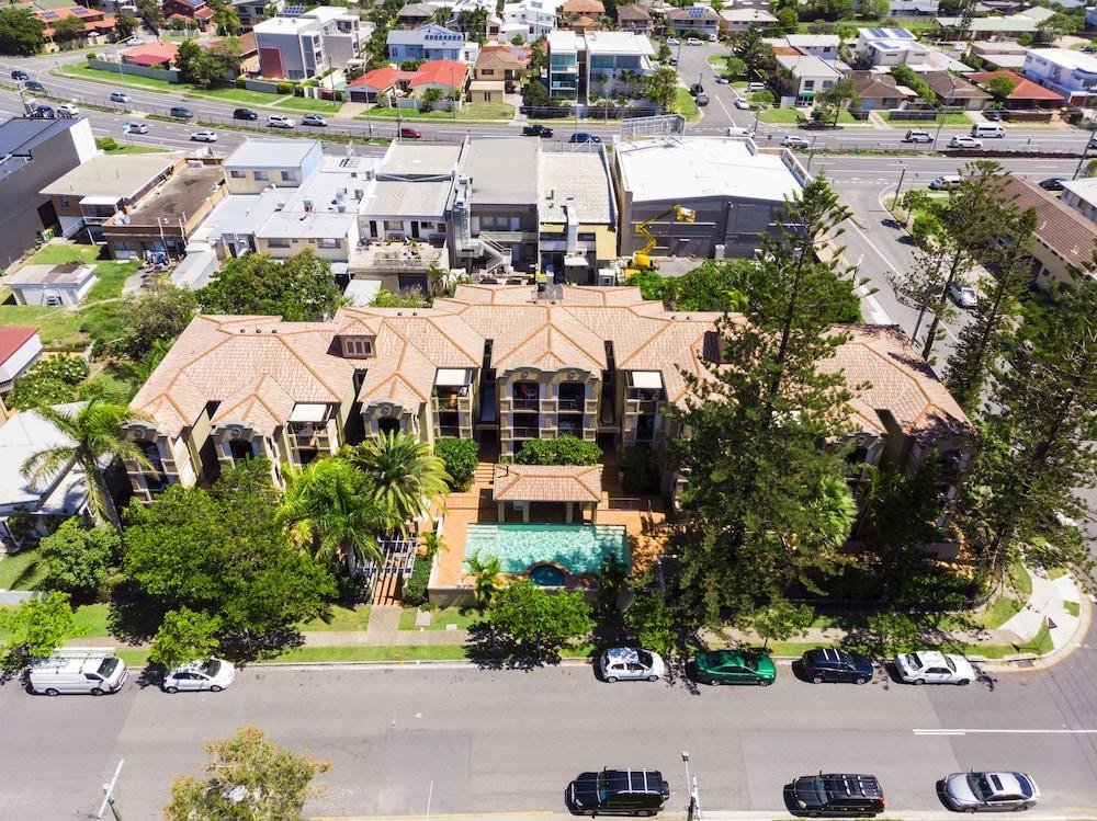 beaches on wave street