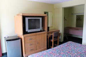 travelers inn
