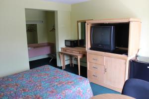 travelers inn