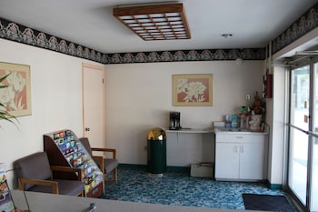 travelers inn