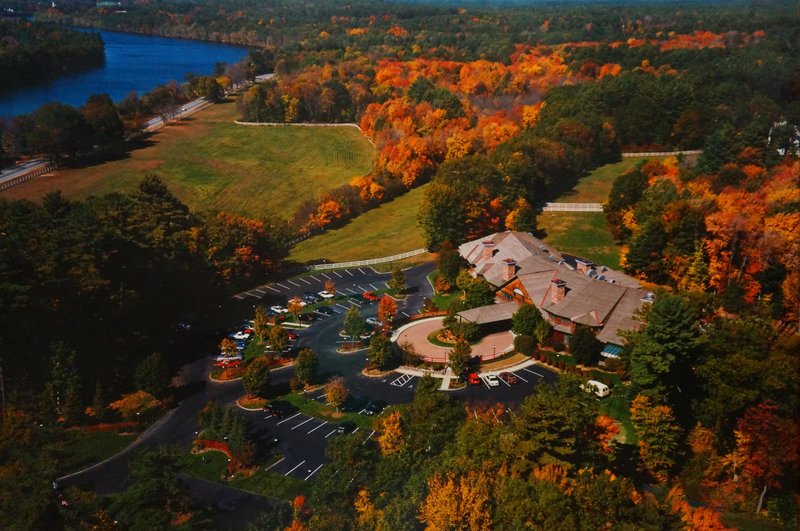 Chateau Merrimack Resort & Spa