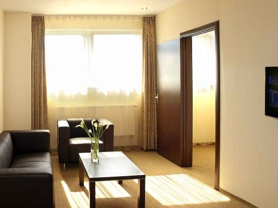 iness hotel