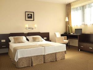 iness hotel