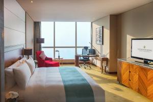 Intercontinental Hanoi Landmark72 By Ihg,Hanoi>>Cau Giay,5 star