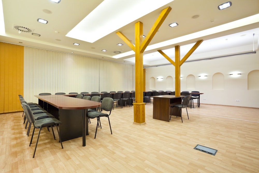 best western plus hotel rzeszow city center