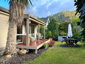 tatahi lodge beach resort