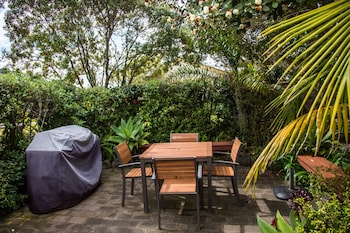 tatahi lodge beach resort