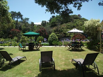 tatahi lodge beach resort