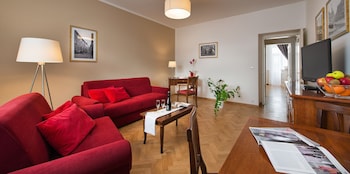 hotel suite home prague