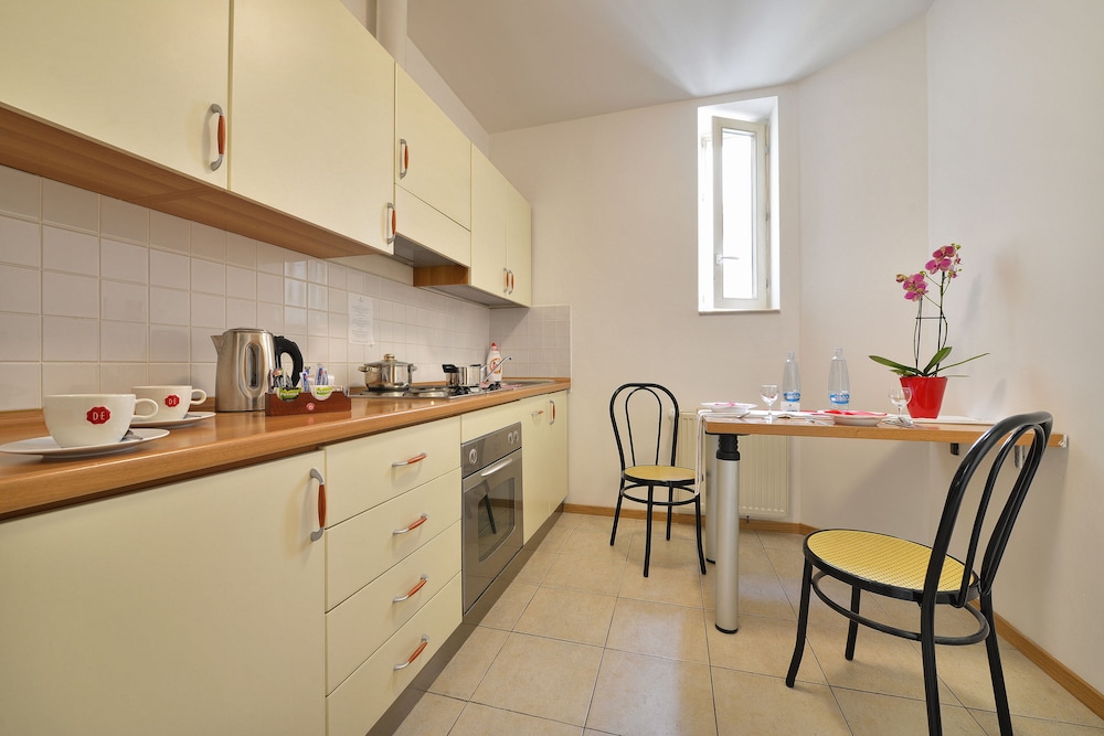 hotel suite home prague