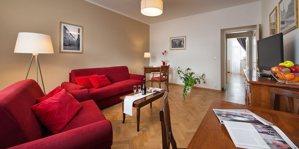 hotel suite home prague