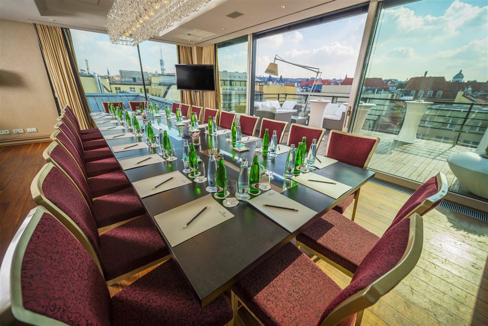 the grand mark prague