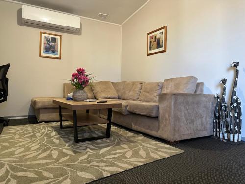 Copper City Motel,Dubbo>>Cobar,2.5 star